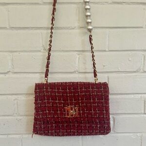 Badgley Mischka Red and Gold Tweed Women’s Shoulder Bag EUC